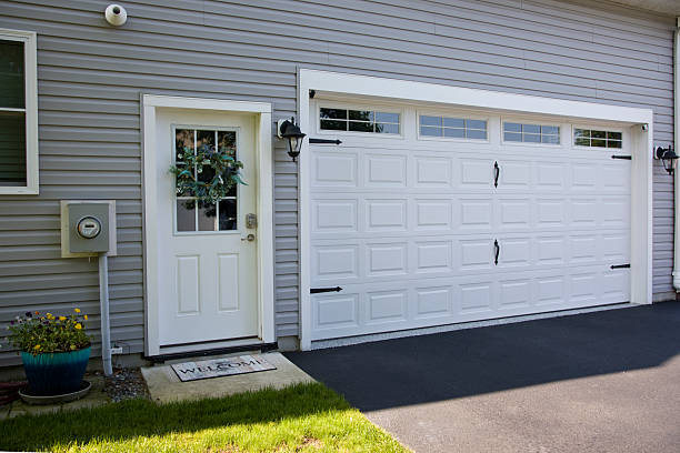 24/7 Emergency Garage Door Panel Replacement experts in Normandy Park, WA